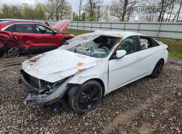 5NPLM4AG1MH012896 2021 HYUNDAI ELANTRA Белый 