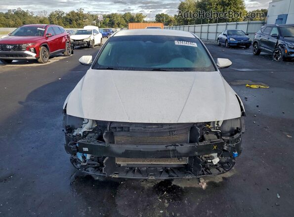5NPLM4AG4PH113628 2023 HYUNDAI ELANTRA Белый Вид спереди