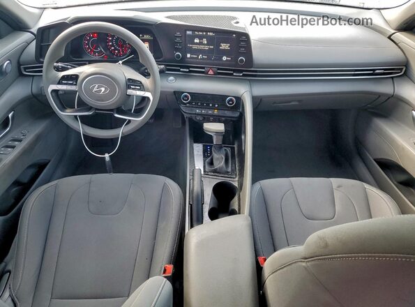 5NPLM4AG4PH113628 2023 HYUNDAI ELANTRA Белый Вид панели приборов