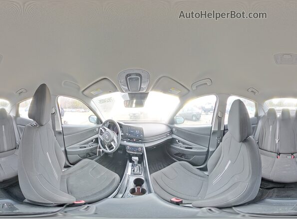 5NPLM4AG9NH057425 2022 HYUNDAI ELANTRA Silver 360 interior view
