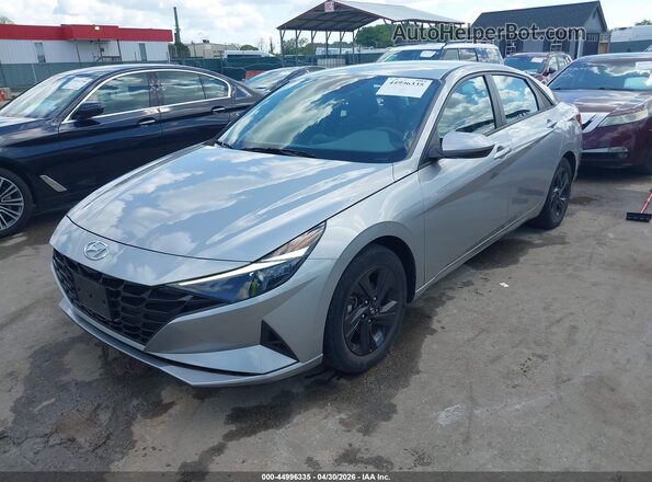 5NPLM4AGXNH077103 2022 HYUNDAI ELANTRA Серебряный Передняя левая четверть