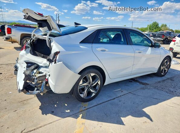 5NPLN4AG0NH066642 2022 HYUNDAI ELANTRA Белый Задняя правая четверть
