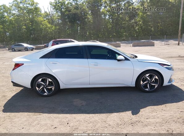 5NPLN4AG6MH030839 2021 HYUNDAI ELANTRA Белый Вид задней части салона