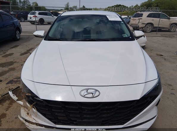 5NPLS4AG1MH030921 2021 HYUNDAI ELANTRA Белый Вид задней части салона