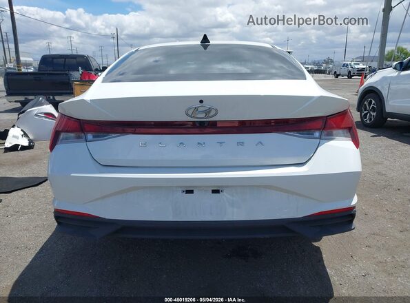 5NPLS4AG8NH056496 2022 HYUNDAI ELANTRA Белый 