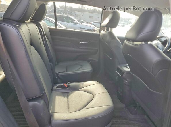 5TDAAAB50RS014653 2024 TOYOTA GRAND Blue Rear interior view