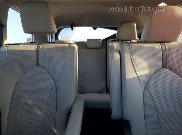 5TDAAAB51SS084720 2025 TOYOTA GRAND Серый Вид задних сидений