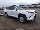 2025 Toyota Grand Highlander Xle White vin: 5TDAAAB58SS078218