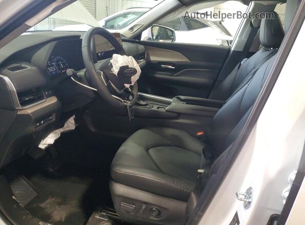 5TDAAAB58TS122204 2026 TOYOTA GRAND White Widok wnętrza z przodu