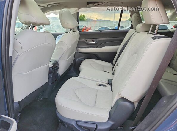 5TDACAB52RS014423 2024 TOYOTA GRAND Blue Rear interior view
