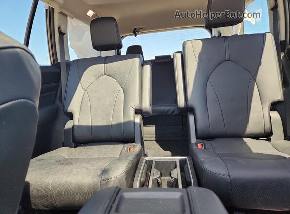 5TDACAB53TS074864 2026 TOYOTA GRAND Blue Widok tylnych siedzeń
