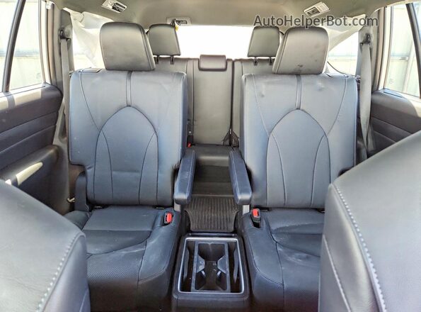 5TDACAB5XSS055159 2025 TOYOTA HIGHLANDER HYBRID White Rear seats view