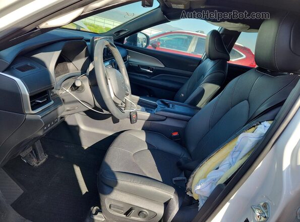 5TDACAB5XSS055159 2025 TOYOTA HIGHLANDER HYBRID White Front interior view
