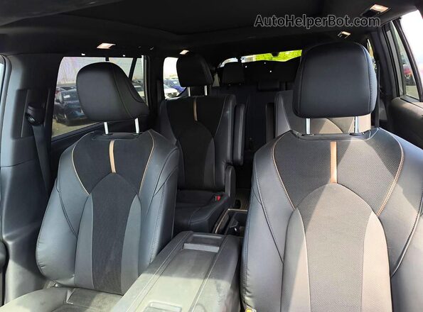 5TDADAB52SS014957 2025 TOYOTA GRAND Серый Вид задних сидений