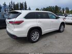 2016 Toyota Highlander Le V6 Белый vin: 5TDBKRFHXGS239650
