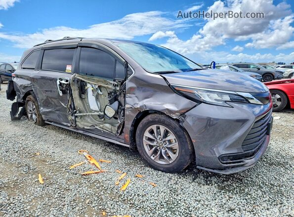 5TDBSKFC2NS070135 2022 TOYOTA SIENNA Gray Przód prawy