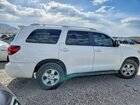 2018 Toyota Sequoia Sr5 White vin: 5TDBY5G13JS162135