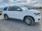 2018 Toyota Sequoia Sr5 White vin: 5TDBY5G13JS162135