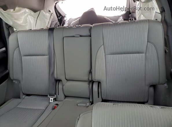 5TDBZRFH1JS485666 2018 TOYOTA HIGHLANDER Green Vista de los asientos traseros