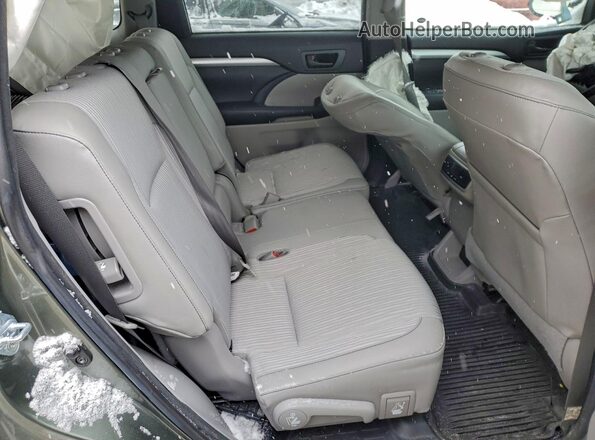 5TDBZRFH1JS485666 2018 TOYOTA HIGHLANDER Green Vista interior trasera