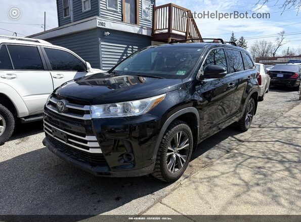 5TDBZRFH1JS883847 2018 TOYOTA HIGHLANDER Черный Передняя левая четверть