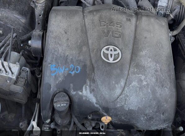 5TDBZRFH1JS883847 2018 TOYOTA HIGHLANDER Черный Вид сзади