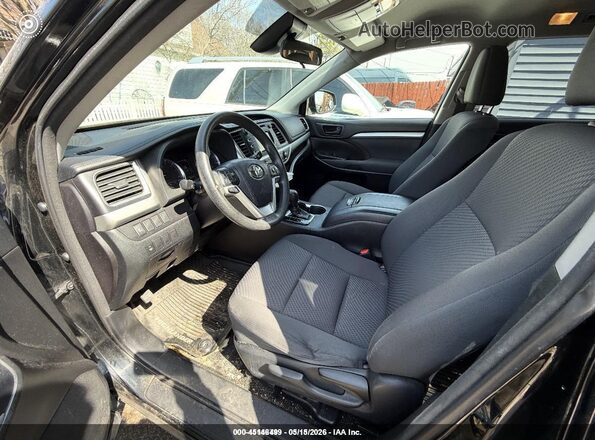 5TDBZRFH1JS883847 2018 TOYOTA HIGHLANDER Черный Вид салона спереди