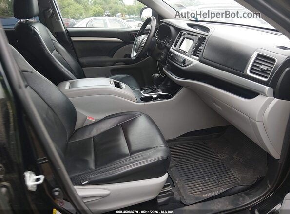 5TDBZRFH1JS906155 2018 TOYOTA LE Black Widok wnętrza z przodu