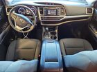 2018 Toyota Highlander Le Серый vin: 5TDBZRFH2JS842515