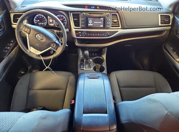 5TDBZRFH2JS842515 2018 TOYOTA HIGHLANDER Серый Вид панели приборов