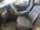2018 Toyota Highlander Le Plus Gray vin: 5TDBZRFH2JS908688