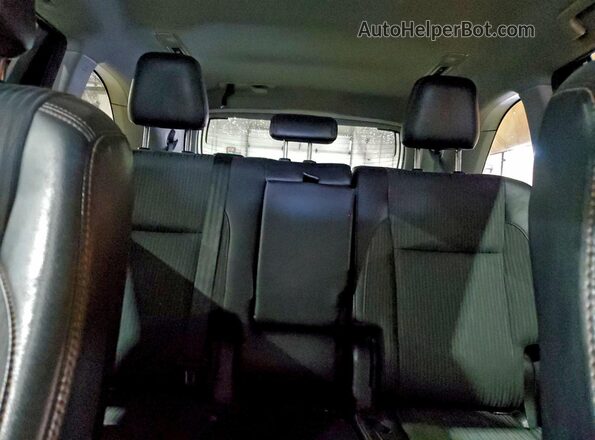 5TDBZRFH4HS477605 2017 TOYOTA HIGHLANDER Black Rear seats view