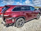 2018 Toyota Highlander Le Plus Burgundy vin: 5TDBZRFH6JS836751