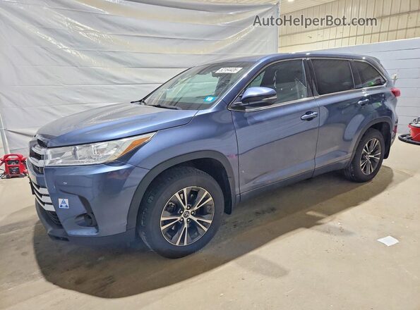 5TDBZRFH6JS887215 2018 TOYOTA LE Синий Передняя левая четверть