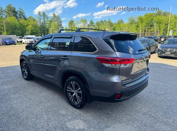 5TDBZRFH6JS913523 2018 TOYOTA HIGHLANDER Серый Задняя правая четверть