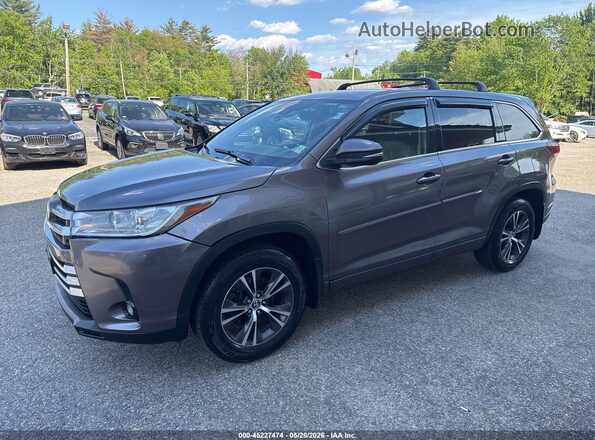 5TDBZRFH6JS913523 2018 TOYOTA HIGHLANDER Серый Передняя левая четверть