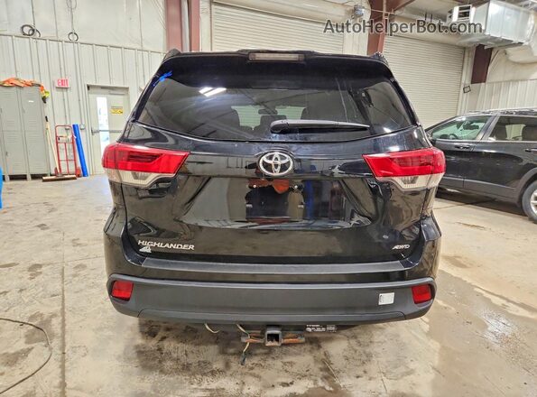 5TDBZRFH8HS466185 2017 TOYOTA HIGHLANDER Black უკანა ხედი