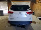 2019 Toyota Highlander Le White vin: 5TDBZRFH8KS918501