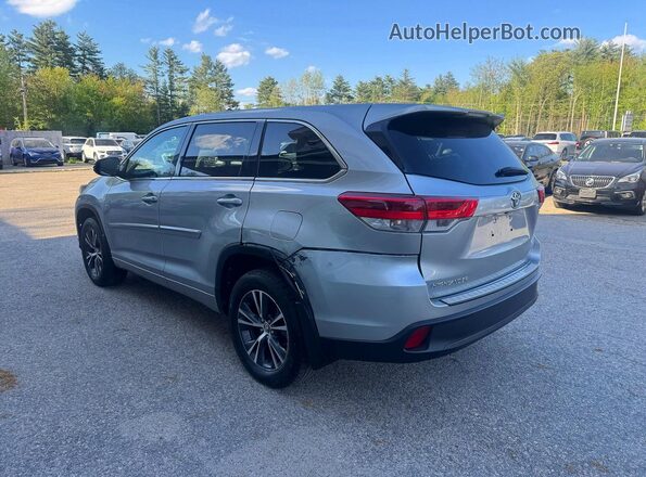 5TDBZRFH9JS843564 2018 TOYOTA HIGHLANDER Silver Tył prawy