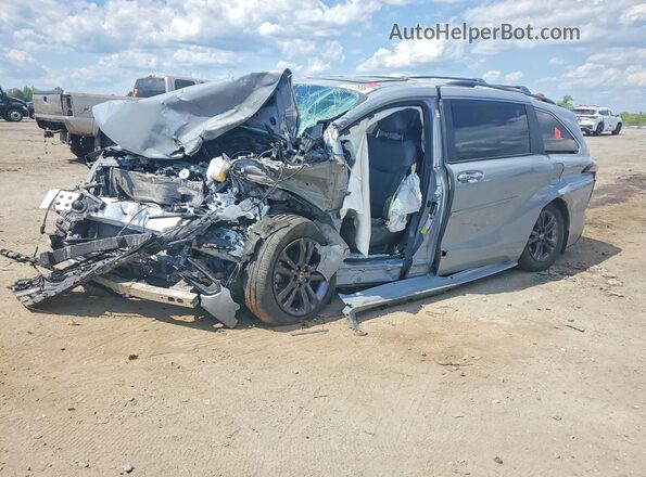 5TDCSKFC3RS136783 2024 TOYOTA SIENNA Gray Передня ліва чверть
