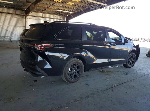 5TDCSKFC5TS237072 2026 TOYOTA SIENNA Black Rear right