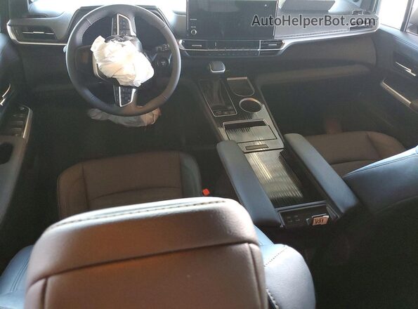 5TDCSKFC5TS237072 2026 TOYOTA SIENNA Black Dashboard view