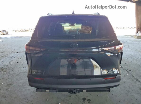 5TDCSKFC5TS237072 2026 TOYOTA SIENNA Black Rear view