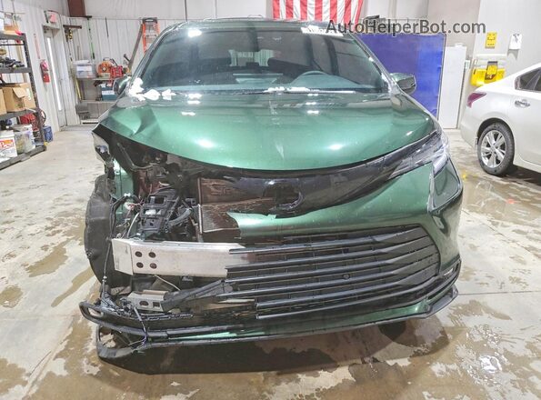 5TDCSKFC8SS189162 2025 TOYOTA SIENNA Green Widok z przodu