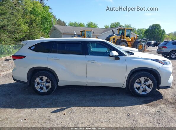 5TDCZRAH9LS000270 2020 TOYOTA HIGHLANDER Белый Вид задней части салона
