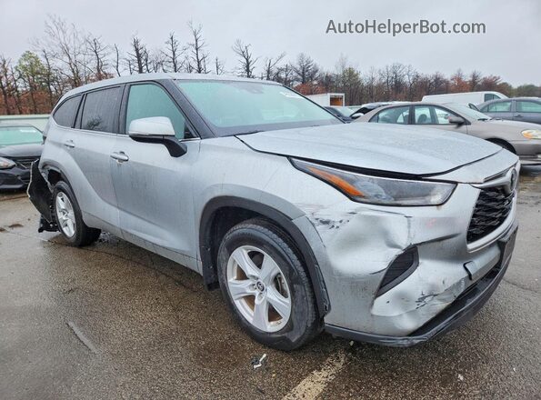 5TDCZRBH6MS065206 2021 TOYOTA HIGHLANDER Серебряный Передняя правая четверть
