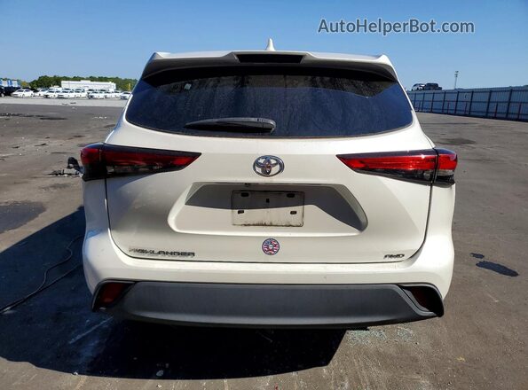 5TDCZRBHXLS022938 2020 TOYOTA HIGHLANDER White Вид ззаду