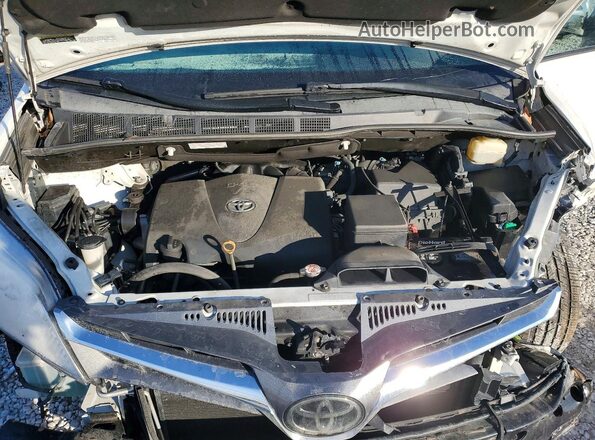 5TDDZ3DC5JS197839 2018 TOYOTA SIENNA White Engine compartment view
