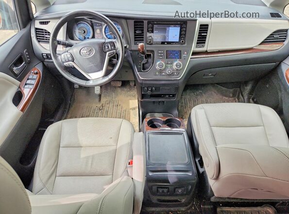 5TDDZ3DC6JS189331 2018 TOYOTA SIENNA Gray Widok deski rozdzielczej