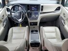 2019 Toyota Sienna Xle Brown vin: 5TDDZ3DC7KS213461